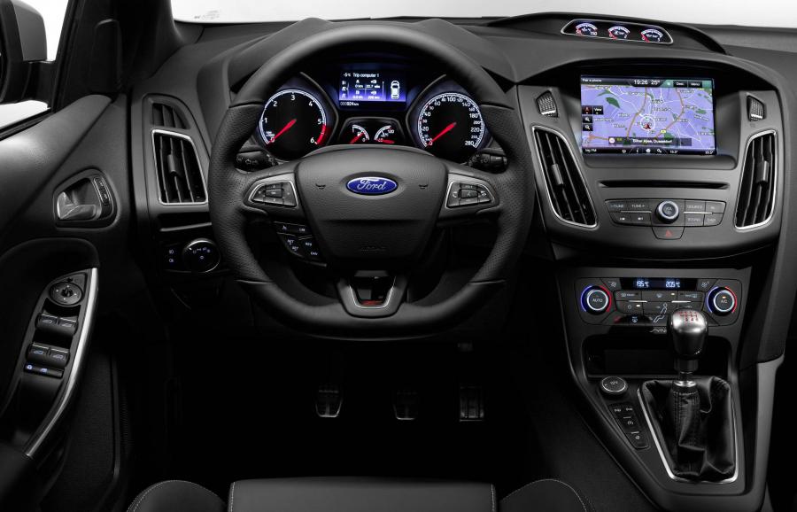  Ford Focus ST 2014 года  (фото 10 из 60)